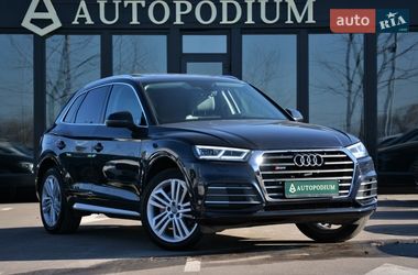 Позашляховик / Кросовер Audi Q5 2018 в Києві