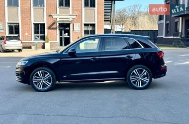 Позашляховик / Кросовер Audi Q5 2018 в Києві