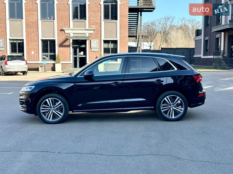Позашляховик / Кросовер Audi Q5 2018 в Києві