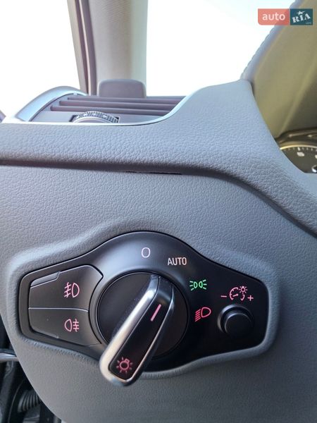 Внедорожник / Кроссовер Audi Q5 2015 в Киеве