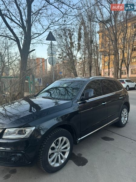 Позашляховик / Кросовер Audi Q5 2016 в Києві