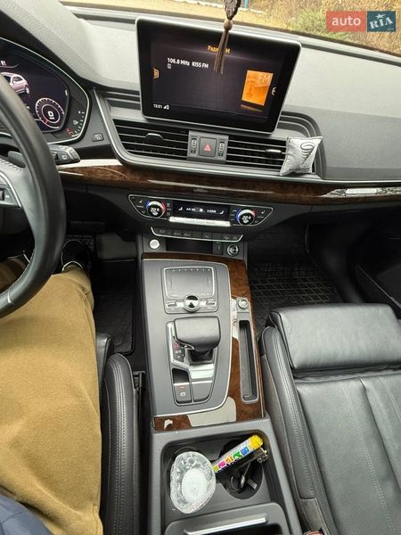 Внедорожник / Кроссовер Audi Q5 2018 в Днепре