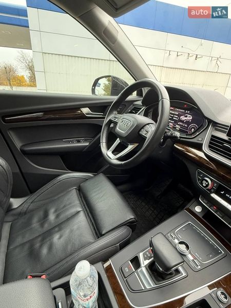 Внедорожник / Кроссовер Audi Q5 2018 в Днепре