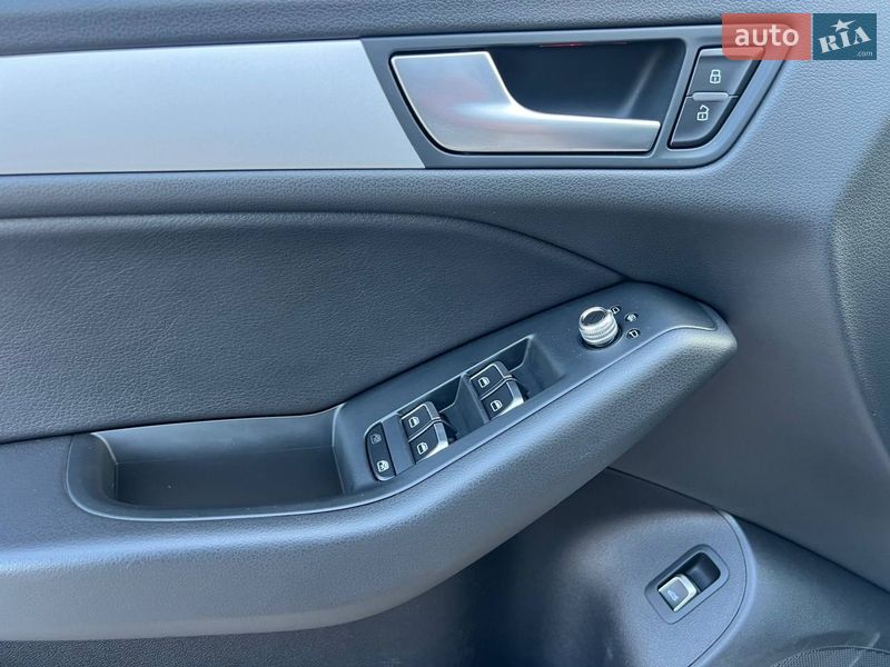 Внедорожник / Кроссовер Audi Q5 2015 в Ровно