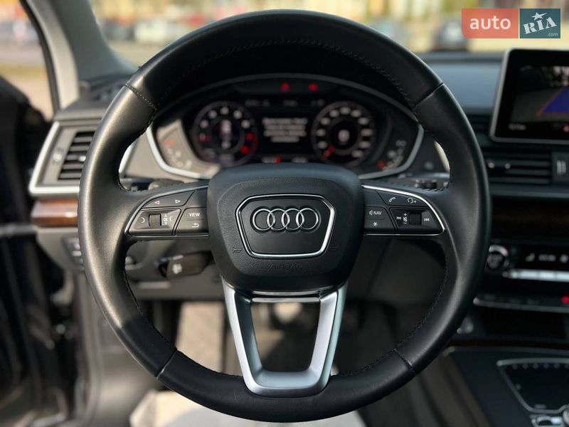 Позашляховик / Кросовер Audi Q5 2019 в Львові