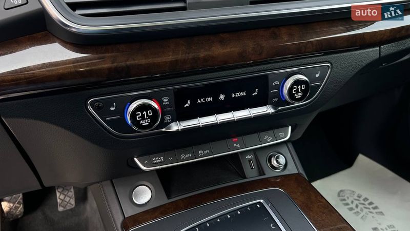 Позашляховик / Кросовер Audi Q5 2019 в Львові