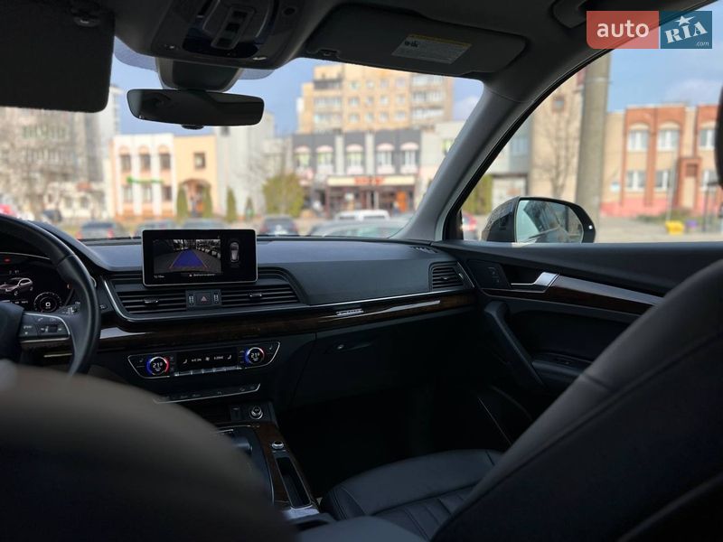 Позашляховик / Кросовер Audi Q5 2019 в Львові