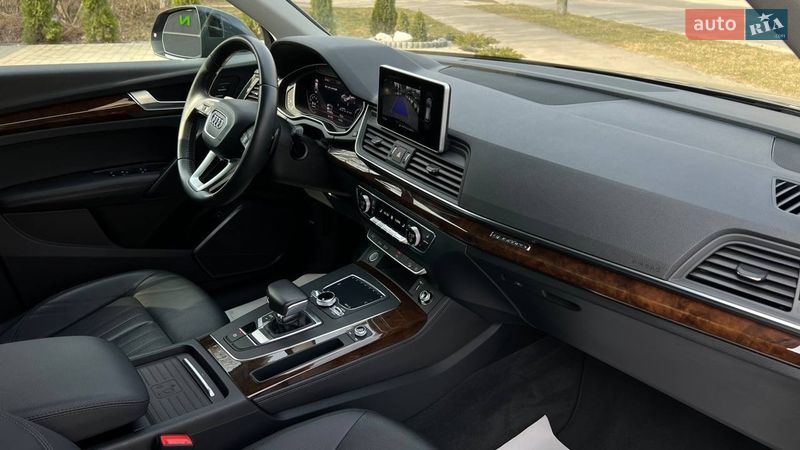 Позашляховик / Кросовер Audi Q5 2019 в Львові