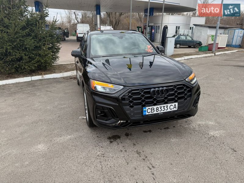 Позашляховик / Кросовер Audi Q5 2021 в Чернігові