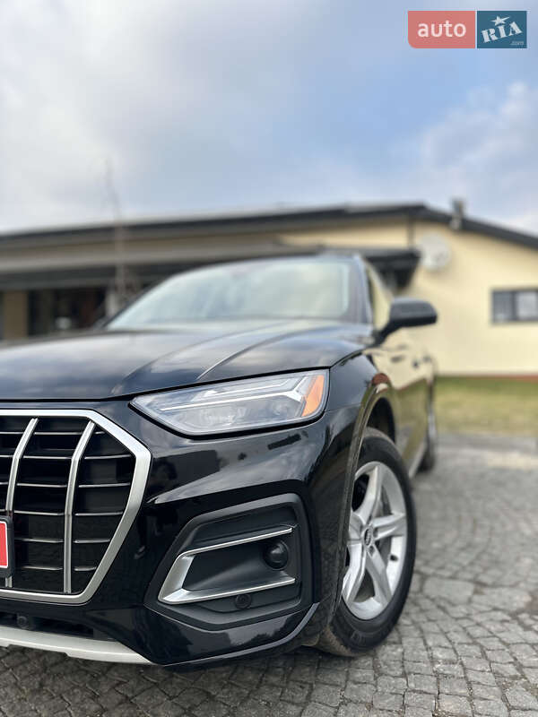 Внедорожник / Кроссовер Audi Q5 2021 в Львове