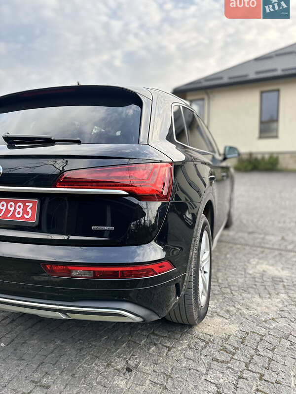 Внедорожник / Кроссовер Audi Q5 2021 в Львове
