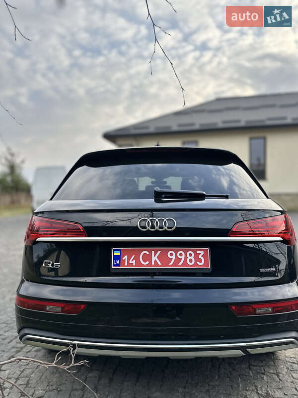 Внедорожник / Кроссовер Audi Q5 2021 в Львове