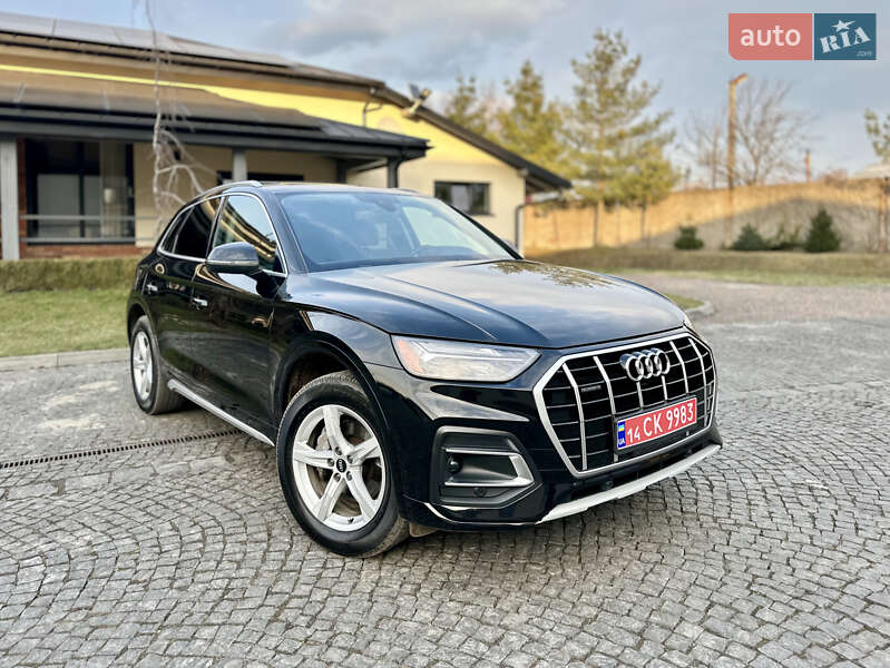 Внедорожник / Кроссовер Audi Q5 2021 в Львове