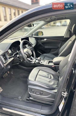 Внедорожник / Кроссовер Audi Q5 2021 в Львове