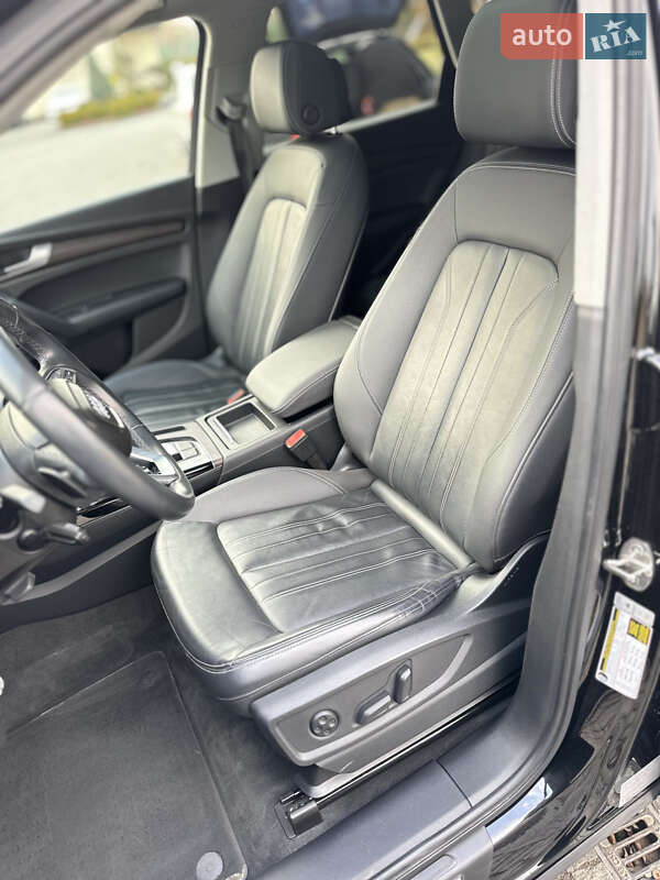 Внедорожник / Кроссовер Audi Q5 2021 в Львове