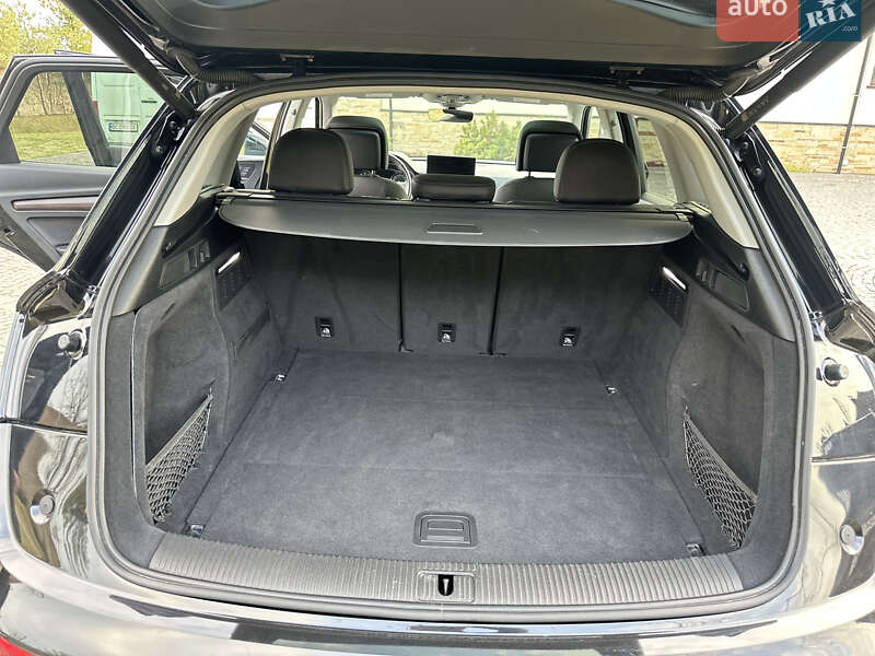 Внедорожник / Кроссовер Audi Q5 2021 в Львове