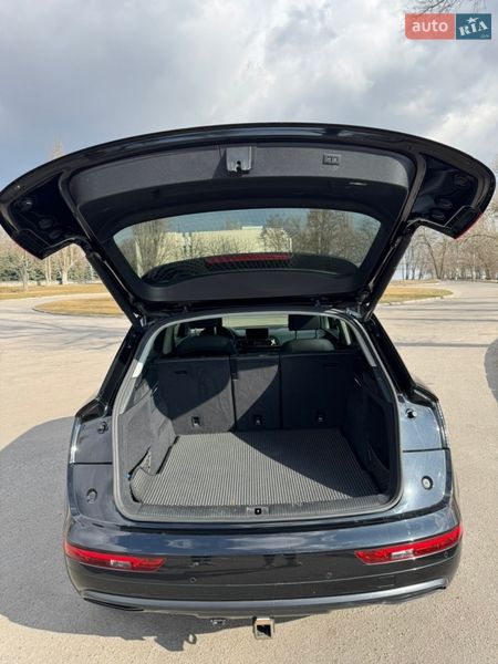 Внедорожник / Кроссовер Audi Q5 2020 в Кременчуге