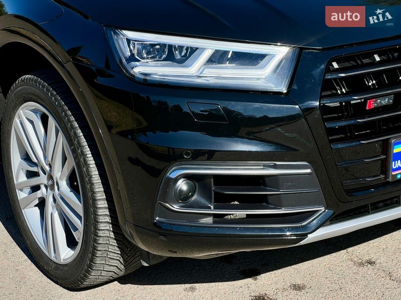 Позашляховик / Кросовер Audi Q5 2018 в Рівному