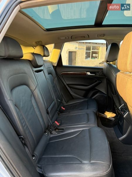 Внедорожник / Кроссовер Audi Q5 2015 в Ровно