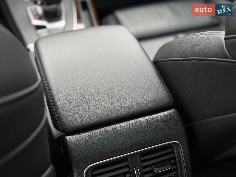 Внедорожник / Кроссовер Audi Q5 2019 в Кривом Роге