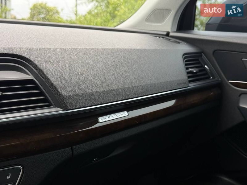 Внедорожник / Кроссовер Audi Q5 2019 в Кривом Роге