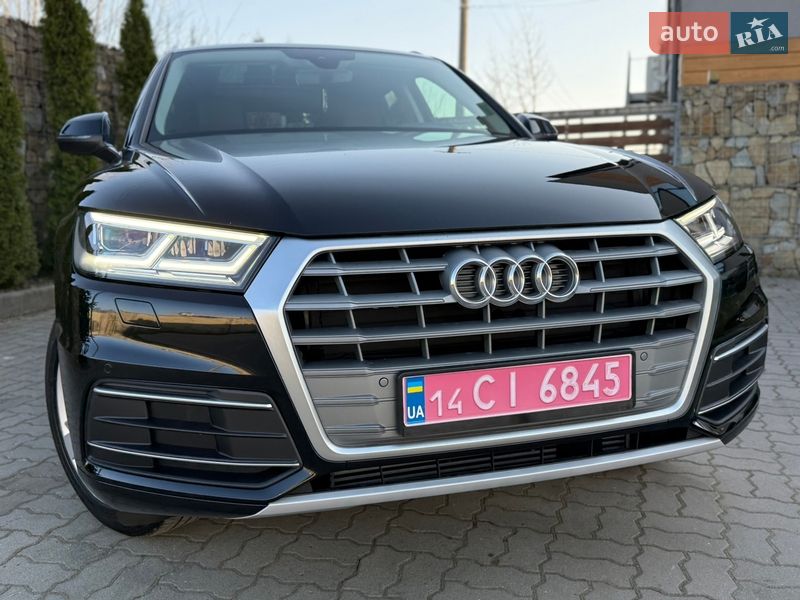 Внедорожник / Кроссовер Audi Q5 2019 в Стрые