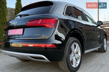 Внедорожник / Кроссовер Audi Q5 2019 в Стрые