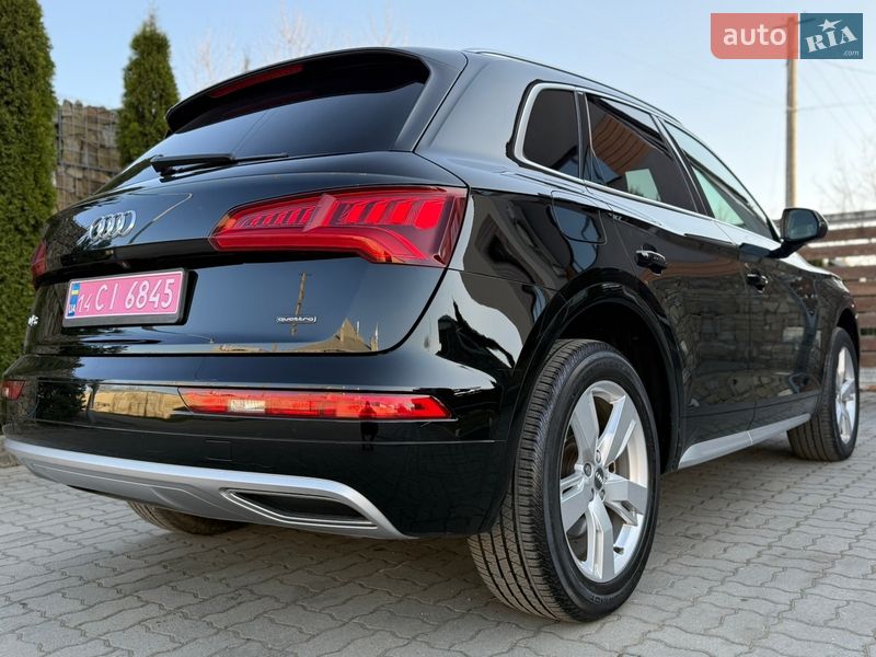 Внедорожник / Кроссовер Audi Q5 2019 в Стрые