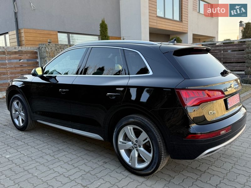 Внедорожник / Кроссовер Audi Q5 2019 в Стрые