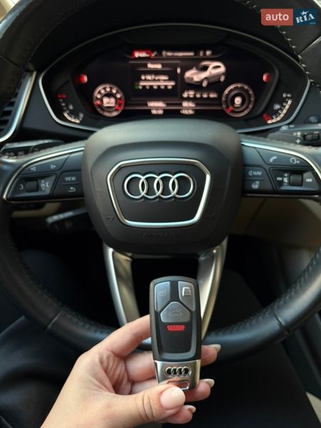 Внедорожник / Кроссовер Audi Q5 2017 в Черкассах
