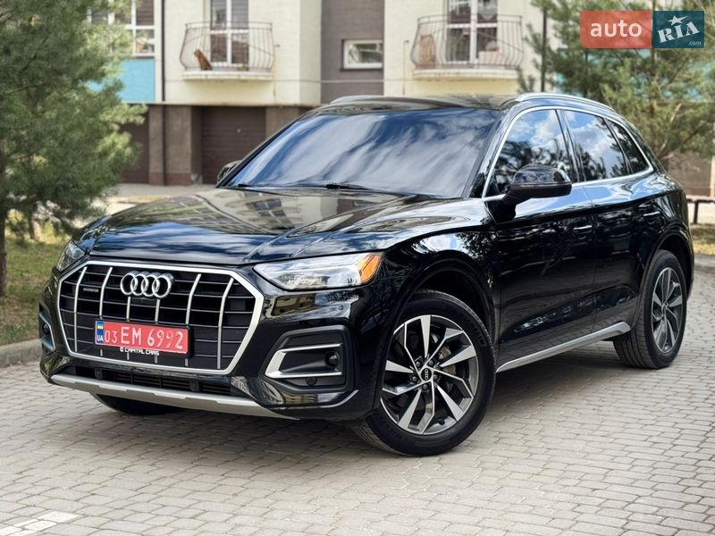Внедорожник / Кроссовер Audi Q5 2020 в Ивано-Франковске