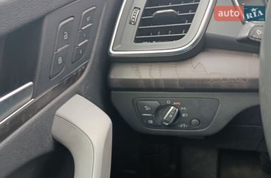Внедорожник / Кроссовер Audi Q5 2018 в Киеве