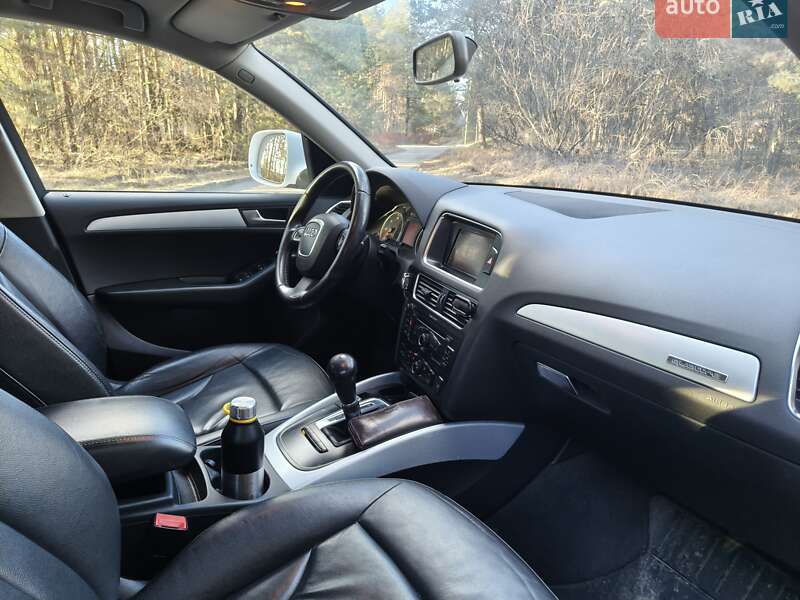 Позашляховик / Кросовер Audi Q5 2010 в Вишгороді