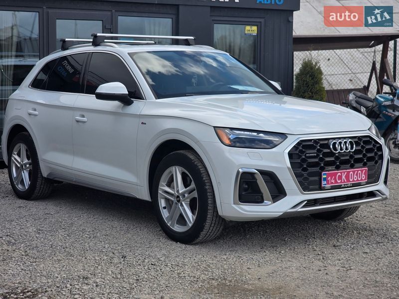 Внедорожник / Кроссовер Audi Q5 2020 в Тернополе