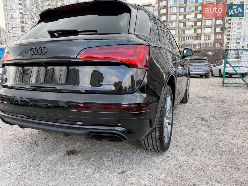 Внедорожник / Кроссовер Audi Q5 2024 в Киеве