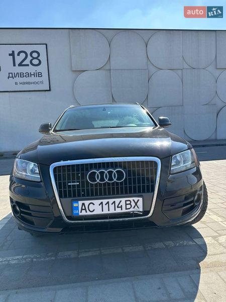 Позашляховик / Кросовер Audi Q5 2010 в Луцьку