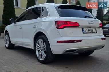 Внедорожник / Кроссовер Audi Q5 2017 в Ивано-Франковске