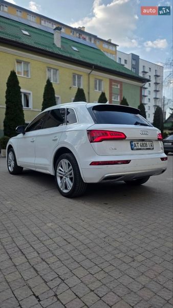 Внедорожник / Кроссовер Audi Q5 2017 в Ивано-Франковске