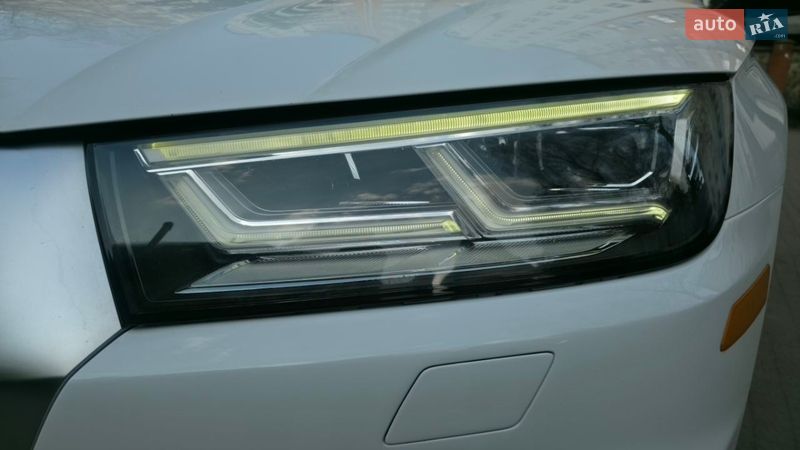 Внедорожник / Кроссовер Audi Q5 2017 в Ивано-Франковске