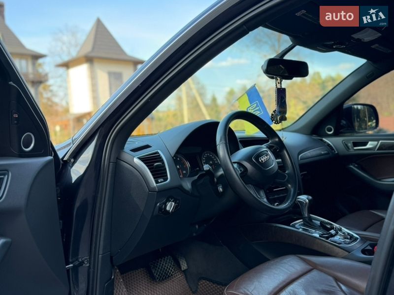 Позашляховик / Кросовер Audi Q5 2015 в Старому Самборі фото 34 Позашляховик / Кросовер Audi Q5 2015 в Старому Самборі