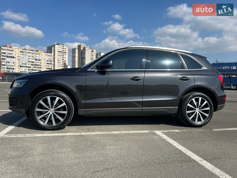 Внедорожник / Кроссовер Audi Q5 2012 в Киеве