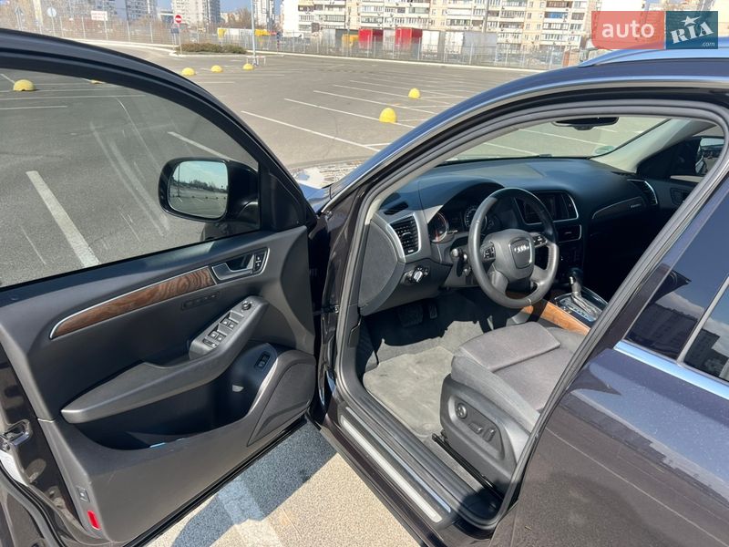 Внедорожник / Кроссовер Audi Q5 2012 в Киеве