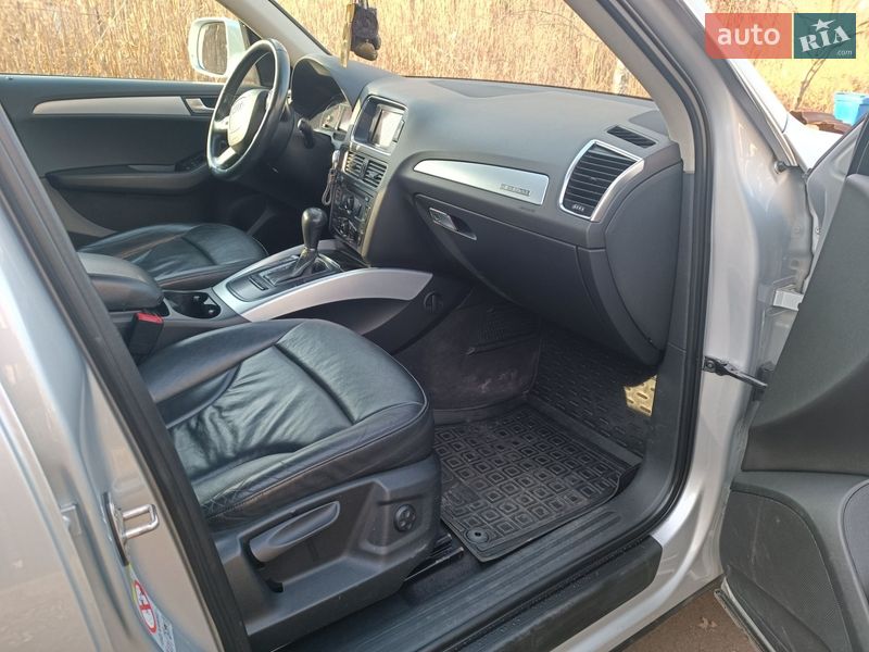 Позашляховик / Кросовер Audi Q5 2011 в Кременчуці фото 9 Позашляховик / Кросовер Audi Q5 2011 в Кременчуці