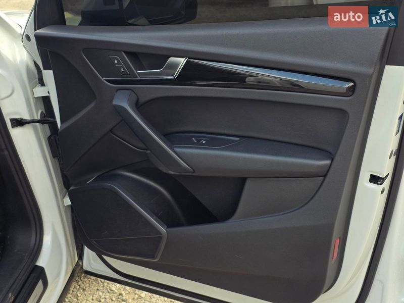 Позашляховик / Кросовер Audi Q5 2019 в Тернополі фото 14 Позашляховик / Кросовер Audi Q5 2019 в Тернополі