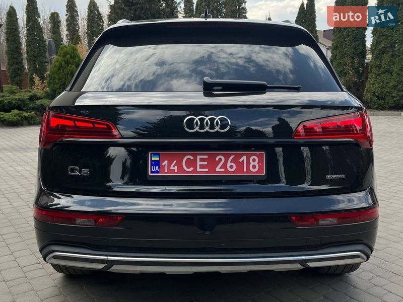 Позашляховик / Кросовер Audi Q5 2021 в Хмельницькому