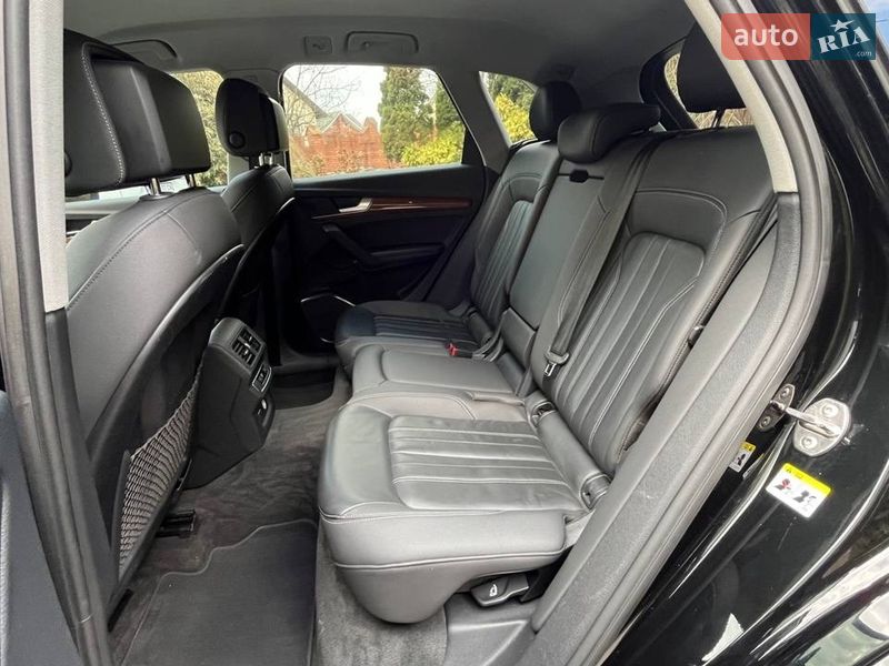 Позашляховик / Кросовер Audi Q5 2021 в Хмельницькому