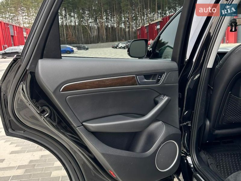 Позашляховик / Кросовер Audi Q5 2014 в Львові