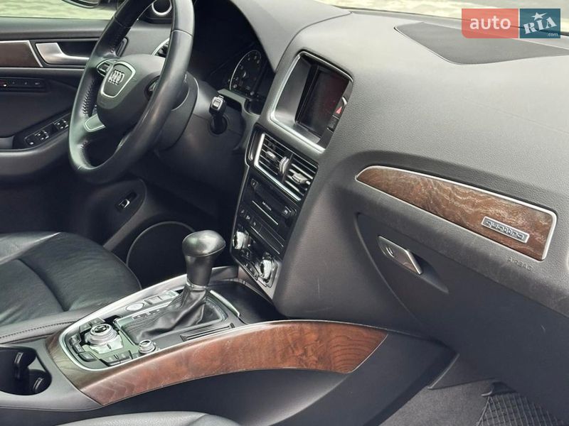 Позашляховик / Кросовер Audi Q5 2014 в Львові