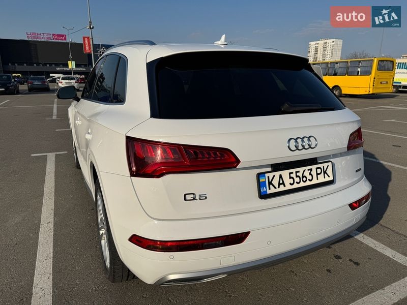 Внедорожник / Кроссовер Audi Q5 2020 в Киеве фото 4 Внедорожник / Кроссовер Audi Q5 2020 в Киеве