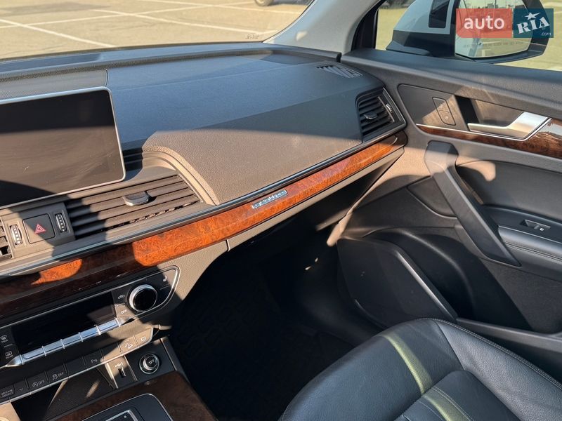 Внедорожник / Кроссовер Audi Q5 2020 в Киеве фото 16 Внедорожник / Кроссовер Audi Q5 2020 в Киеве